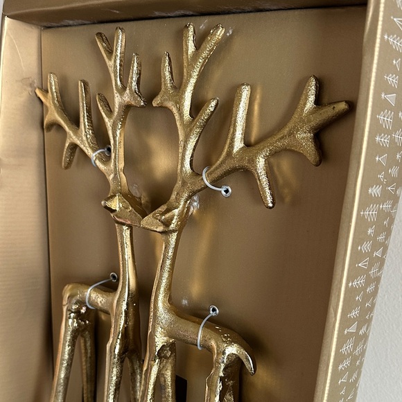 34th & Pine Holiday Christmas Reindeer Decor Gold Tone Set of 2 NEW! - Picture 5 of 6